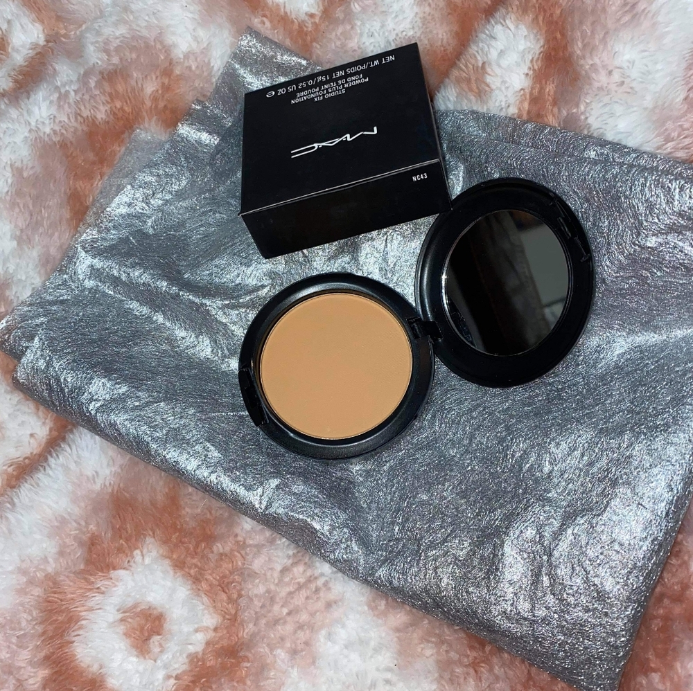🥞 New Mac NC43 Studio Fix Powder + Foundation 🥞
